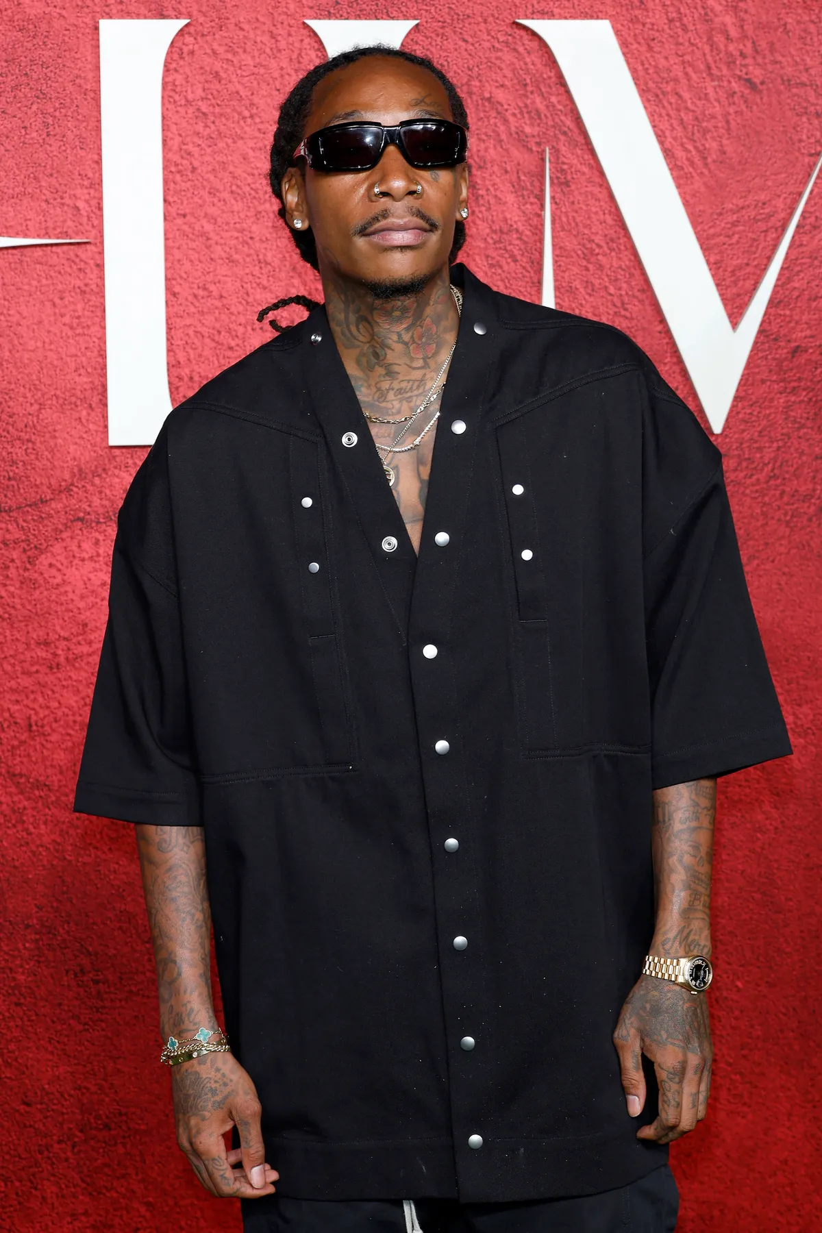 Wiz Khalifa fia 13. születésnapja alkalmából 13 ütést kapott a hasára