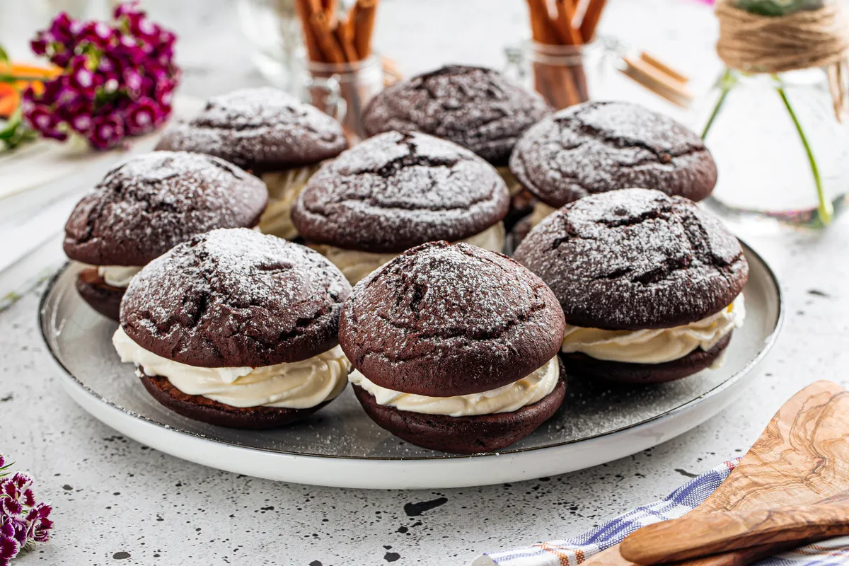 Whoopie pie túrókrémmel
