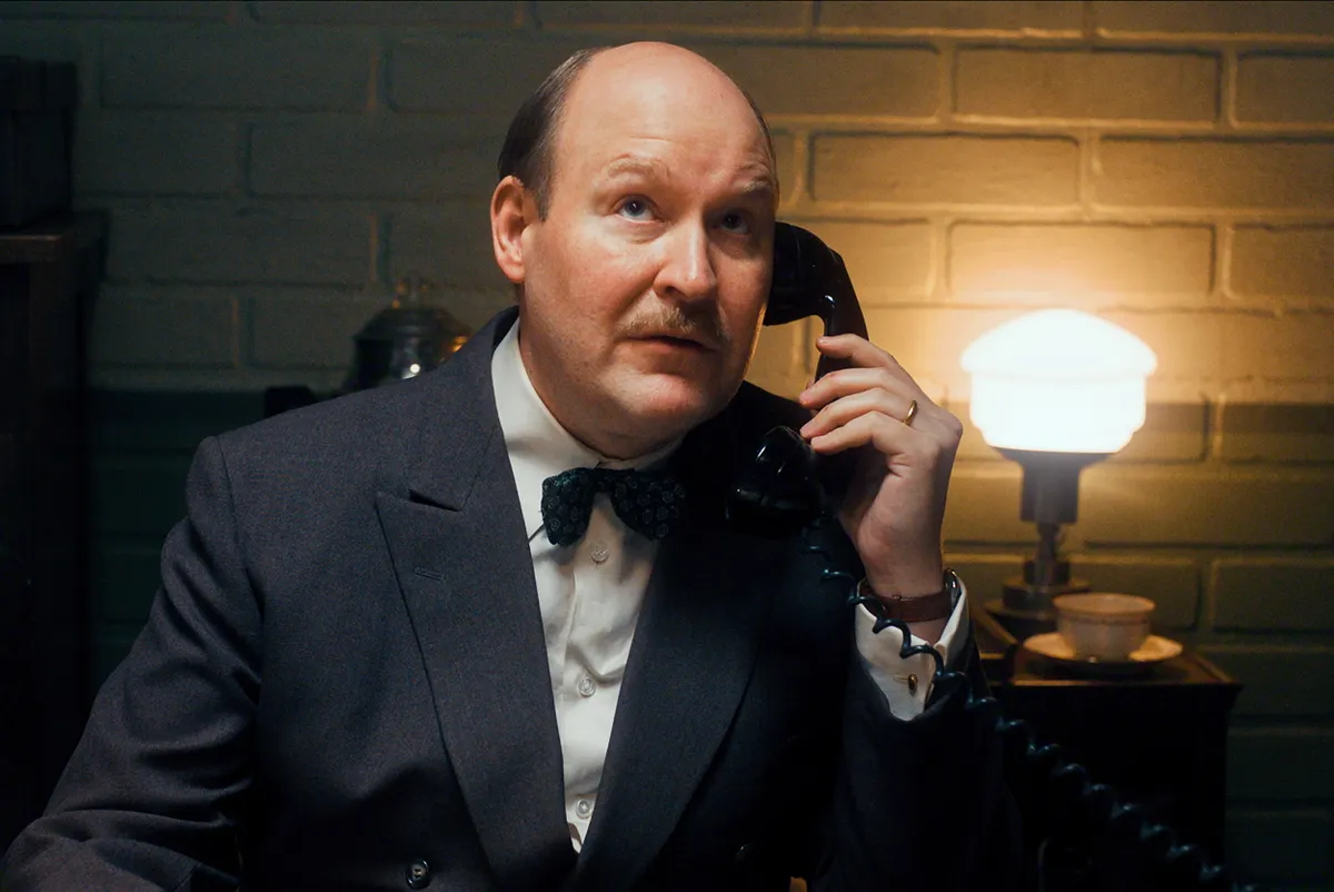 Henrik Dorsin A svéd kapcsolat című filmben.