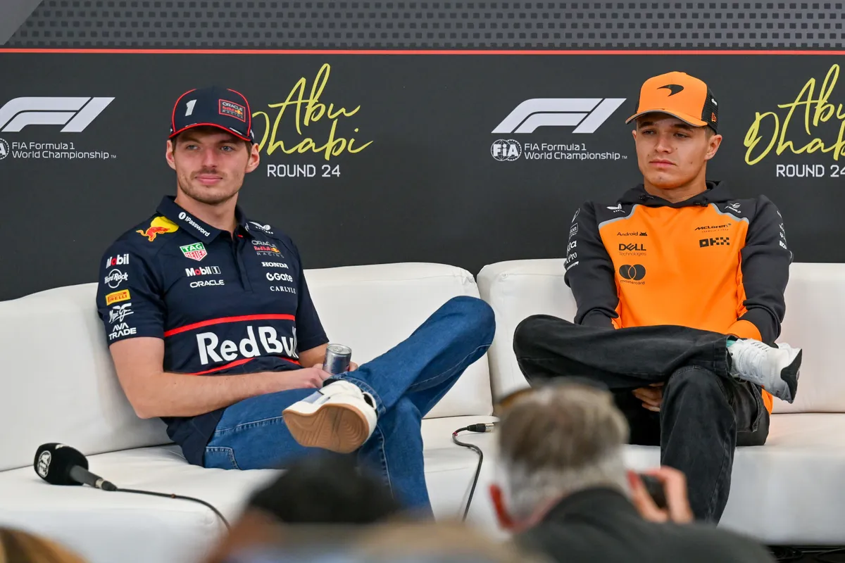 Max Verstappen nem elégedett az idei autókkal, míg a címvédő Lando Norris nem panaszkodik