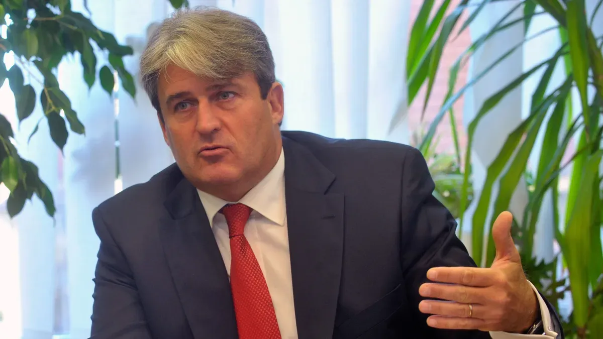 Kapitány István, a Shell volt alelnöke, Magyar Péter szövetségese, a Tisza szakértője