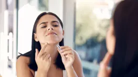 Sok nő küzd ezzel a problémával – A kozmetikus szerint így szabadulhatsz meg az erős arcszőrzettől
