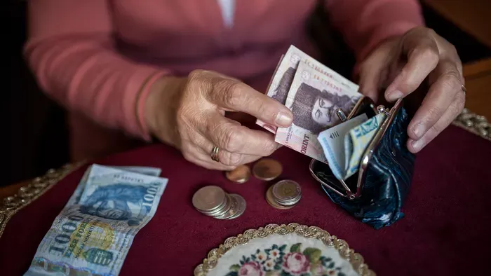 Holnap is utalnak nyugdíjat!