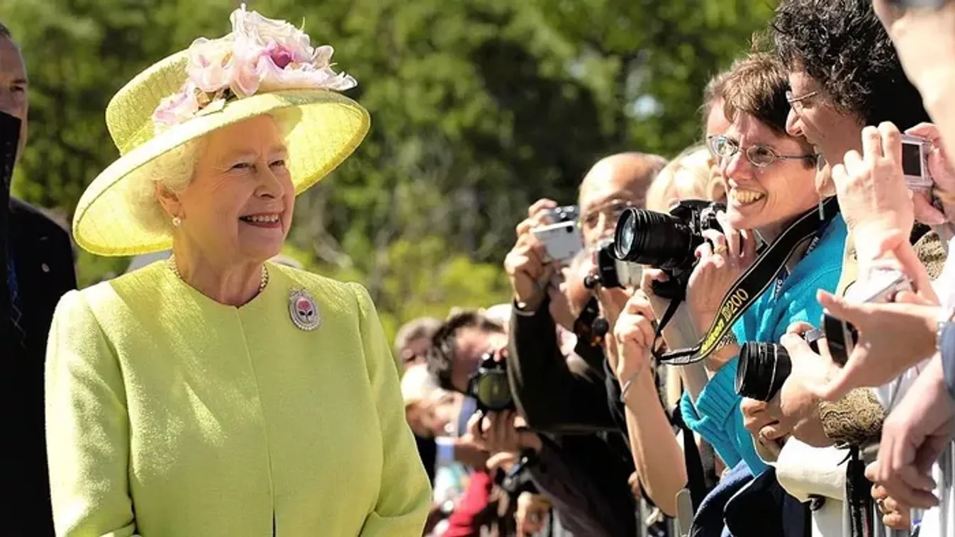 Amikor meghalt az apja, megszületett a legenda: II. Erzsébet igaz története – Galéria