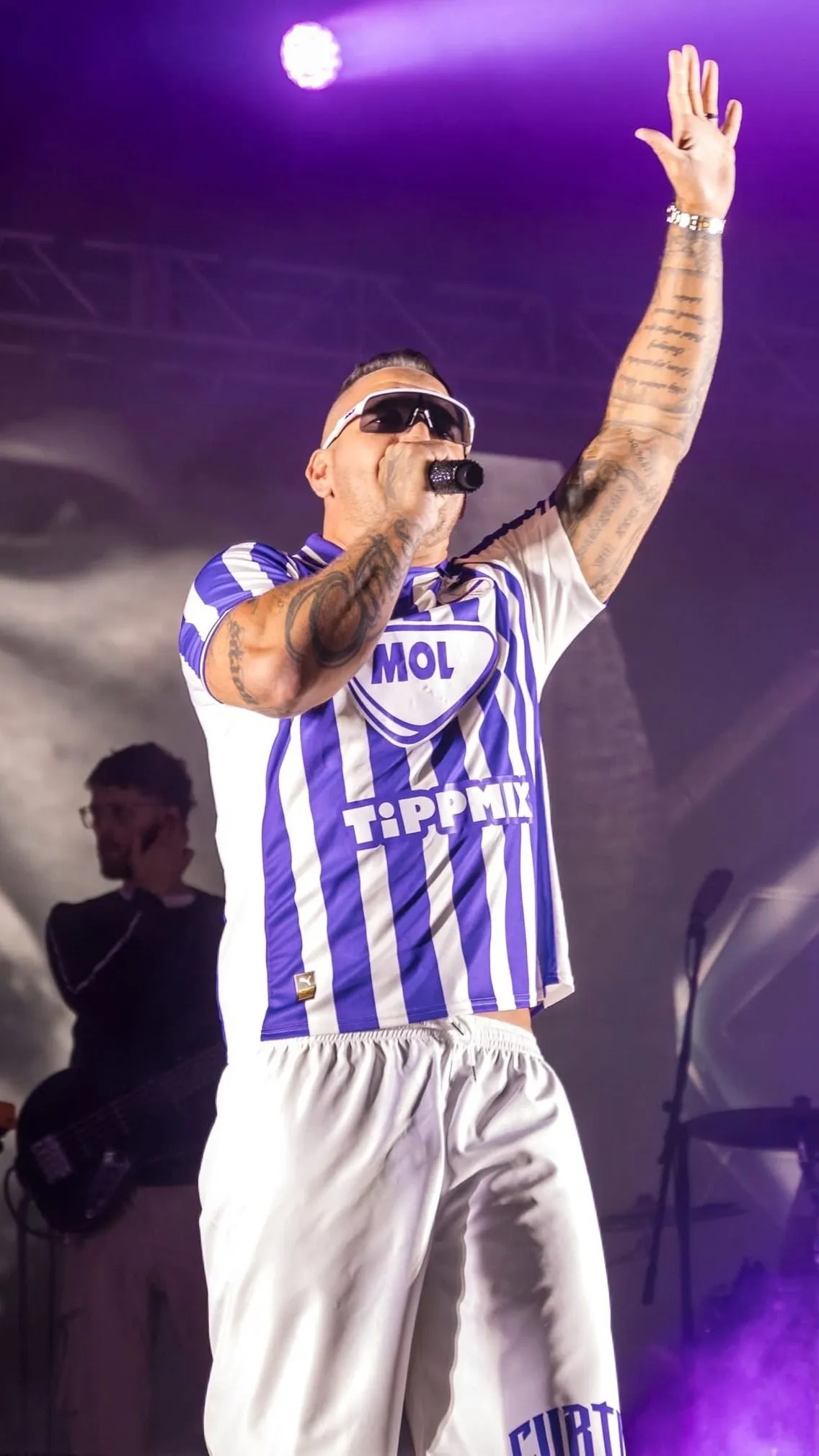 A sztárok is várják a Fradi-Újpestet, meglestük Szoboszlai telefonját, kezdődik a téli olimpia