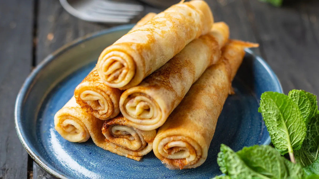 Szépen tálalt palacsinták.