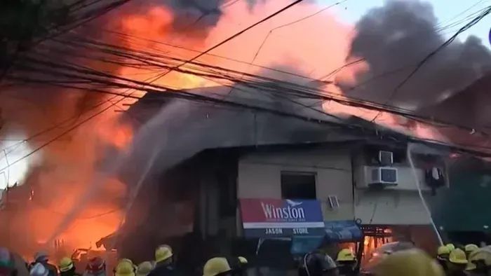 Féltékeny férj okozott tűzvészt: 300 otthon égett porrá