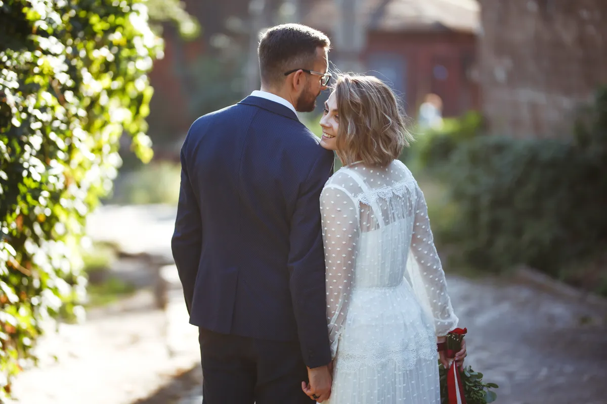 A számmisztika szerint boldog fiatal pár.