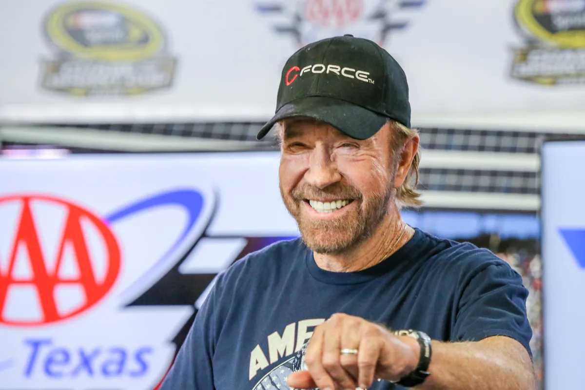 Chuck Norris Motorsports 2016 - NASCAR AAA Texas 500