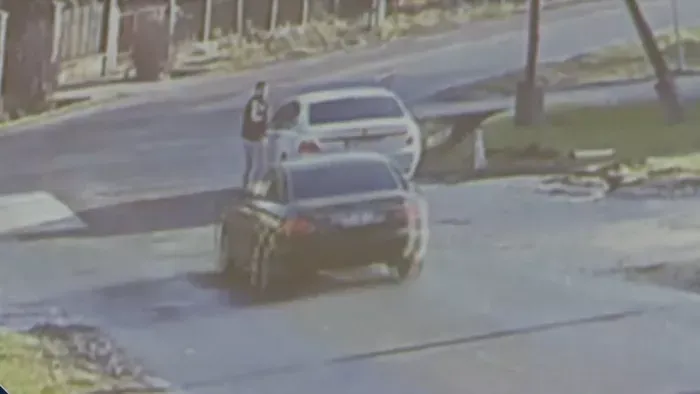  Ártatlan férfit akartak halálra gázolni Múcsonyban