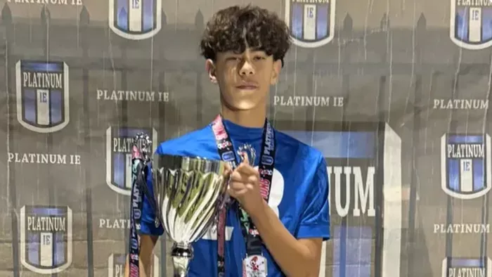  Összeesett a pályán, életét vesztette a 12 éves focista