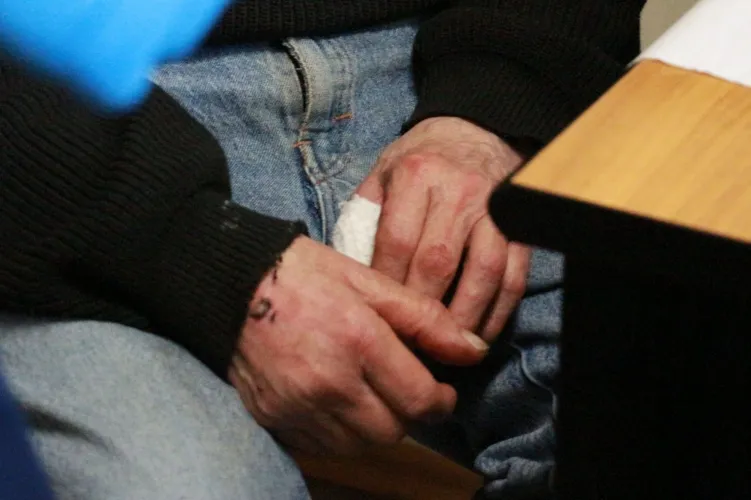 Meggyilkolta édesanyját a 67 éves férfi, mert nem engedte alkoholt vásárolni