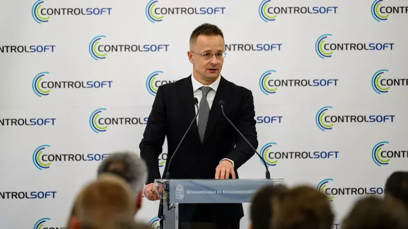 Szijjártó Péter: Megy a nagy színjáték, újabb 5,5 milliárd eurót kértek az ukránok