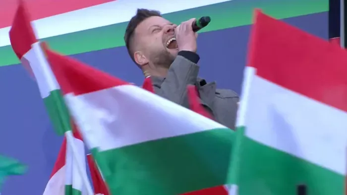Ováció Orbán Viktor országjárásán: Gudics Máté Pécelen is megcsinálta a show-t!