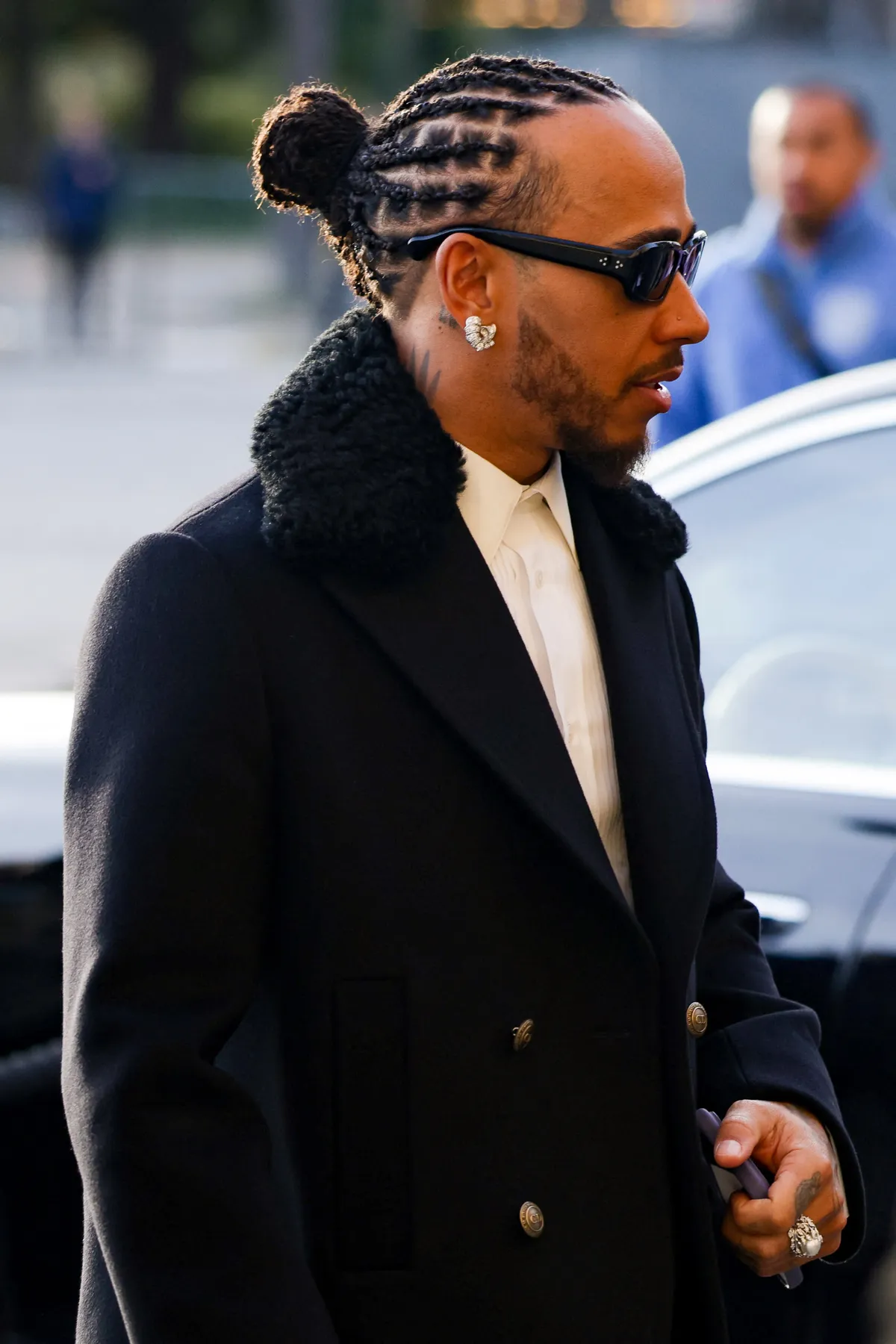 Lewis Hamilton Kim Kardashian gyerekeivel együtt utazott Japánba