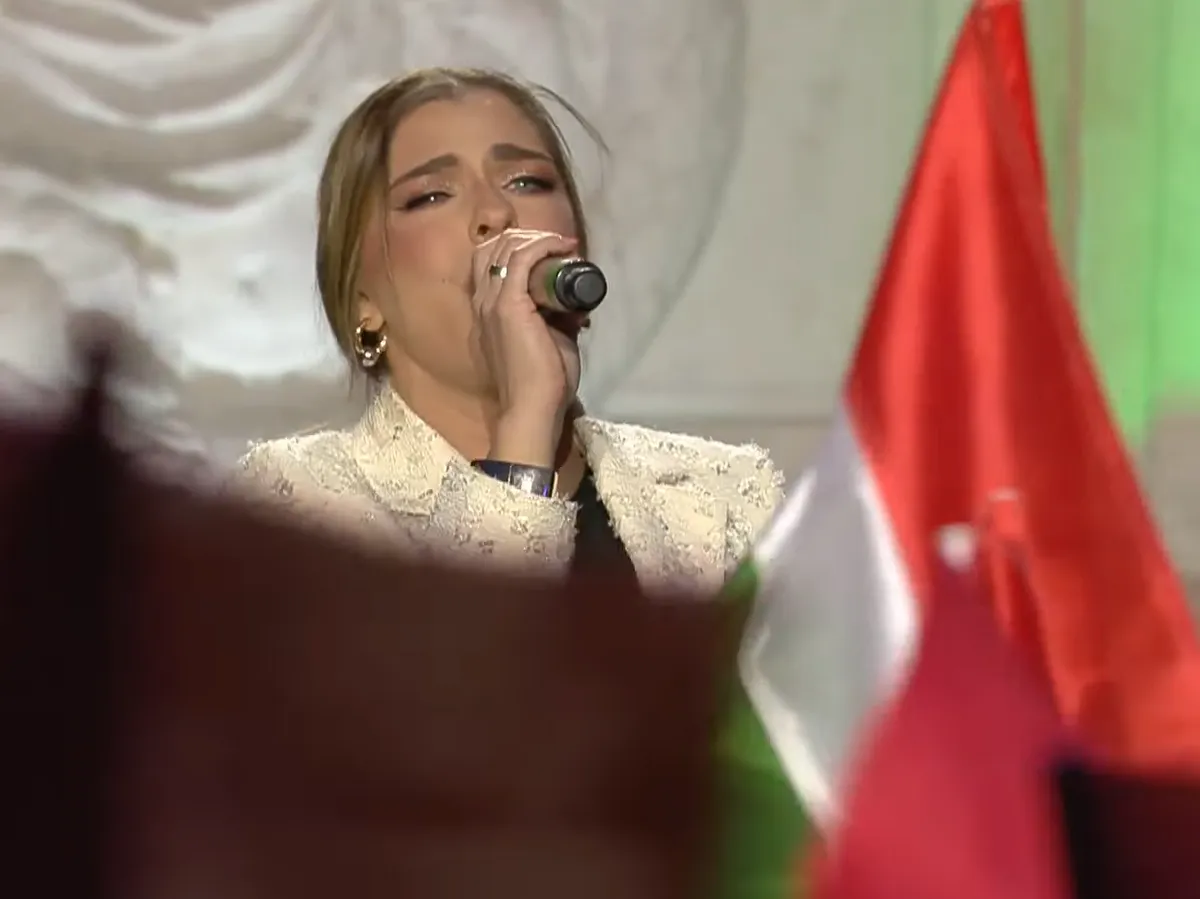 Dér Heni Orbán Viktor országjárásán egy igazán különleges dallal készült (Fotó: Mediaworks)