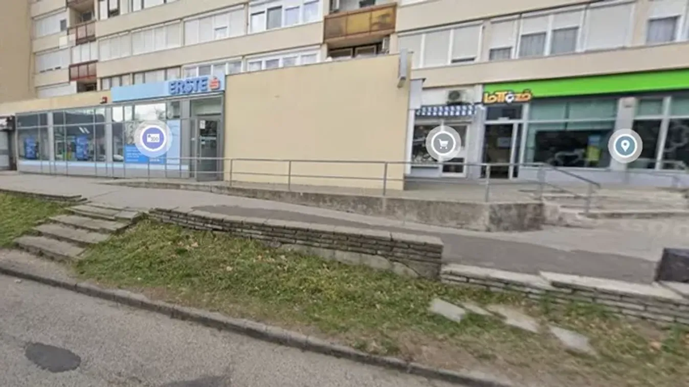 Rohantak a tűzoltók: beszorult egy ember a gödöllői bankba