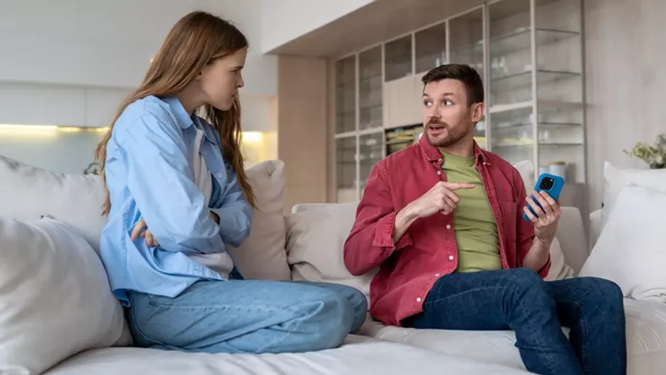 A kamera mindent vett: kiborult a nő attól, amit a párja tett addig, amig ő nem volt otthon