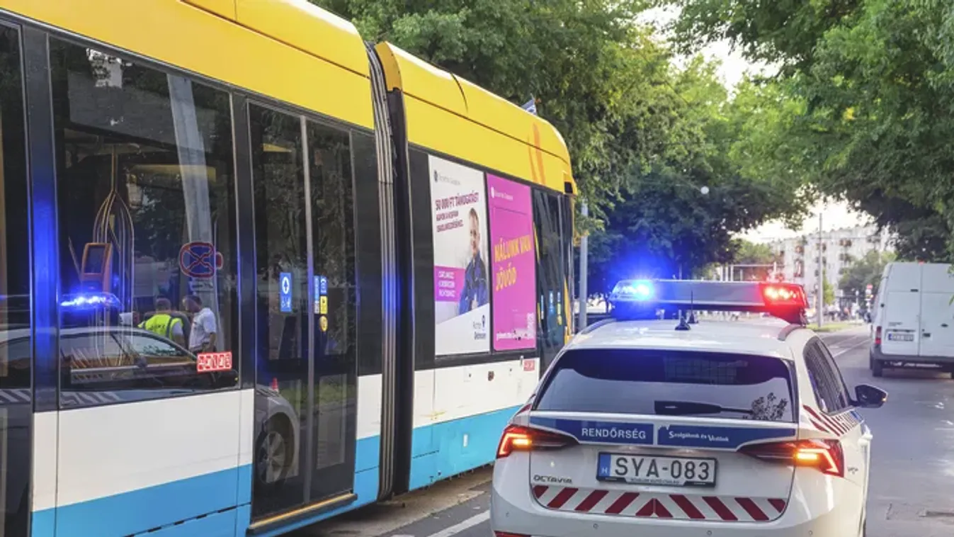 Brutális baleset Debrecenben: a villamos alá szorulhatott a kerékpáros