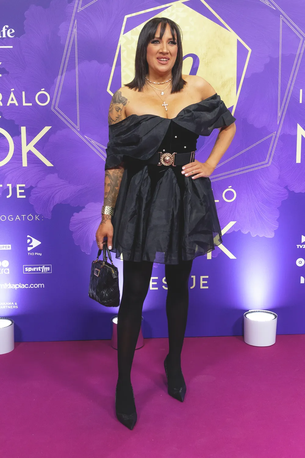 Tóth Gabi megelégelte az ellene irányuló támadásokat, jogi lépéseket tesz Osváth Zsolt ügyében.