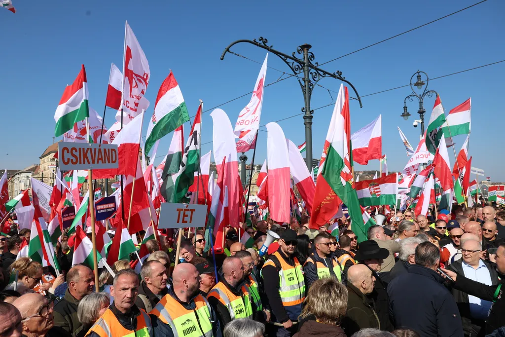 2026.03.15 _Békemenet