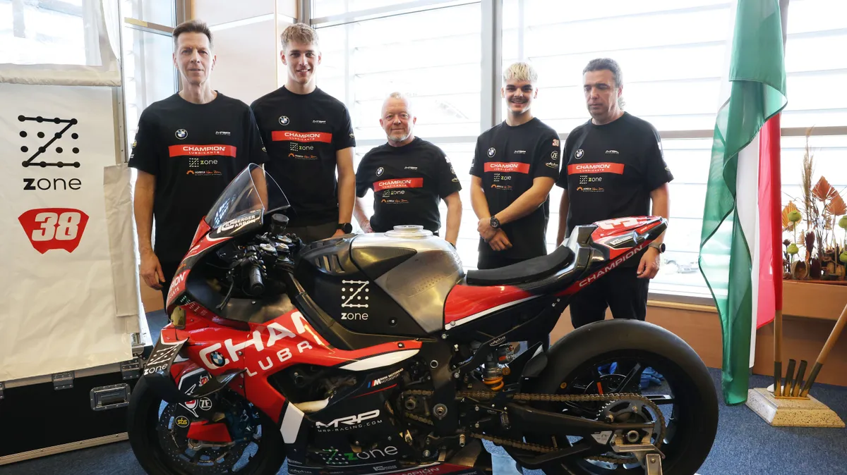 Nagy dobásra készül a magyar csapat a hosszútávú gyorsaságimotoros-világbajnokságon