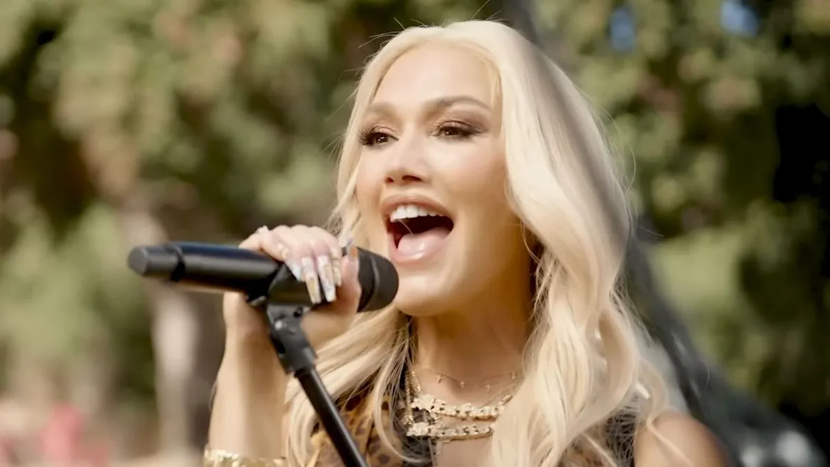 Gwen Stefani kétségbe volt esve, amikor 43 évesen teherbe esett