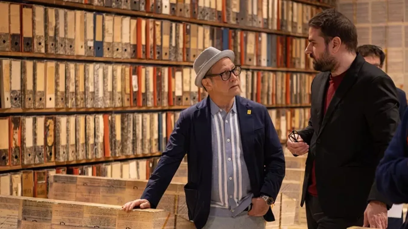 Hollywoodi sztár az Andrássy úton: Rob Schneider-t mélyen megrázta a Terror Háza