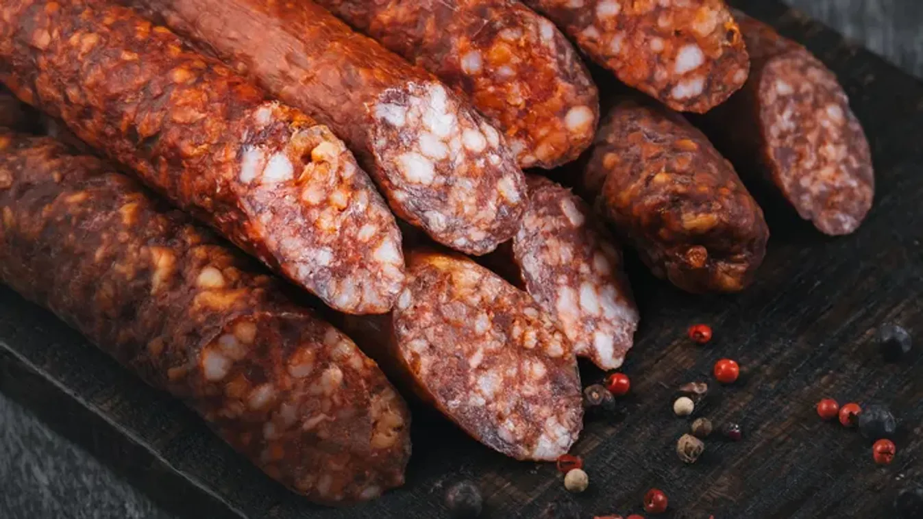 Kíváncsi vagy, hogyan készül a minőségi kézműves kolbász? Gianni Annoni erre esküszik