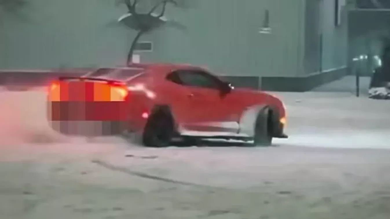 Versenypályának használta az utat: a saját felvétele buktatta le a tolnai férfit