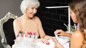 Merész tavaszi körömtrendek 50 felett – Minden nő irigyelni fog, ha bevállalod