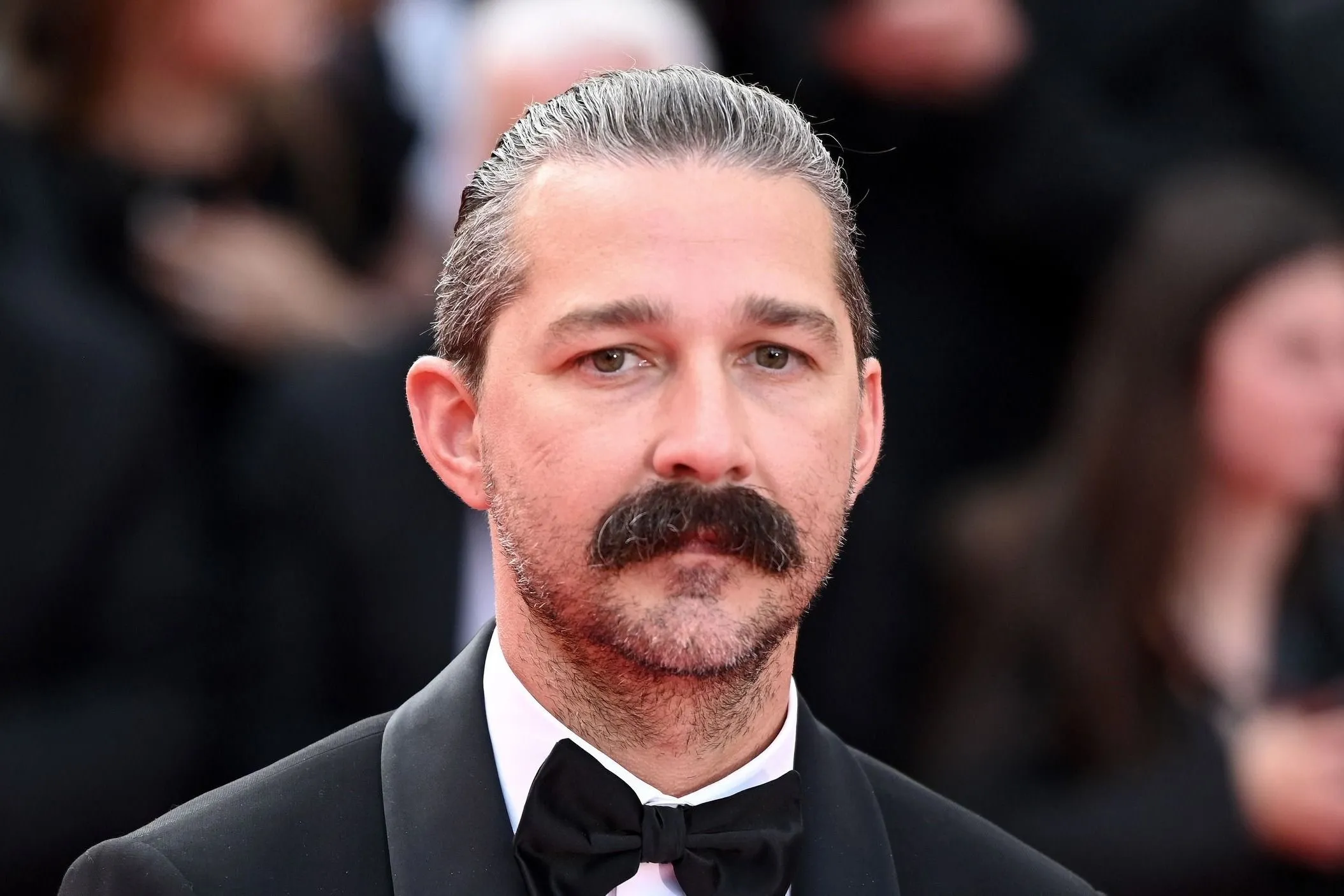 Shia LaBeouf egy teniszklubot haragított magára
