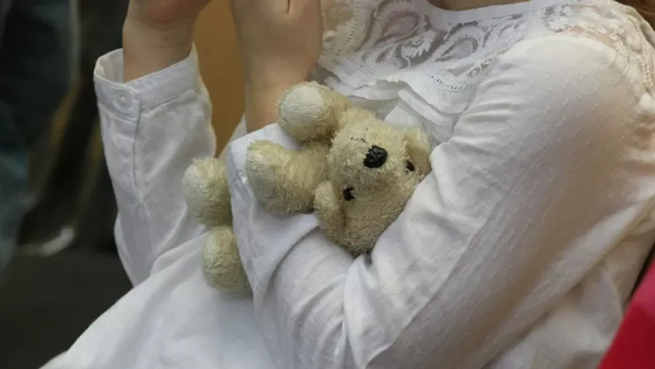 Szívszaggató tragédia: szörnyű balesetben hunyt el a kétéves kislány