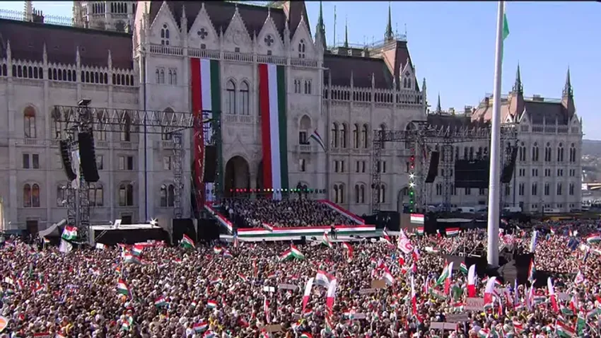 A Békemenet nyerte az érdeklődési versenyt a médiában is