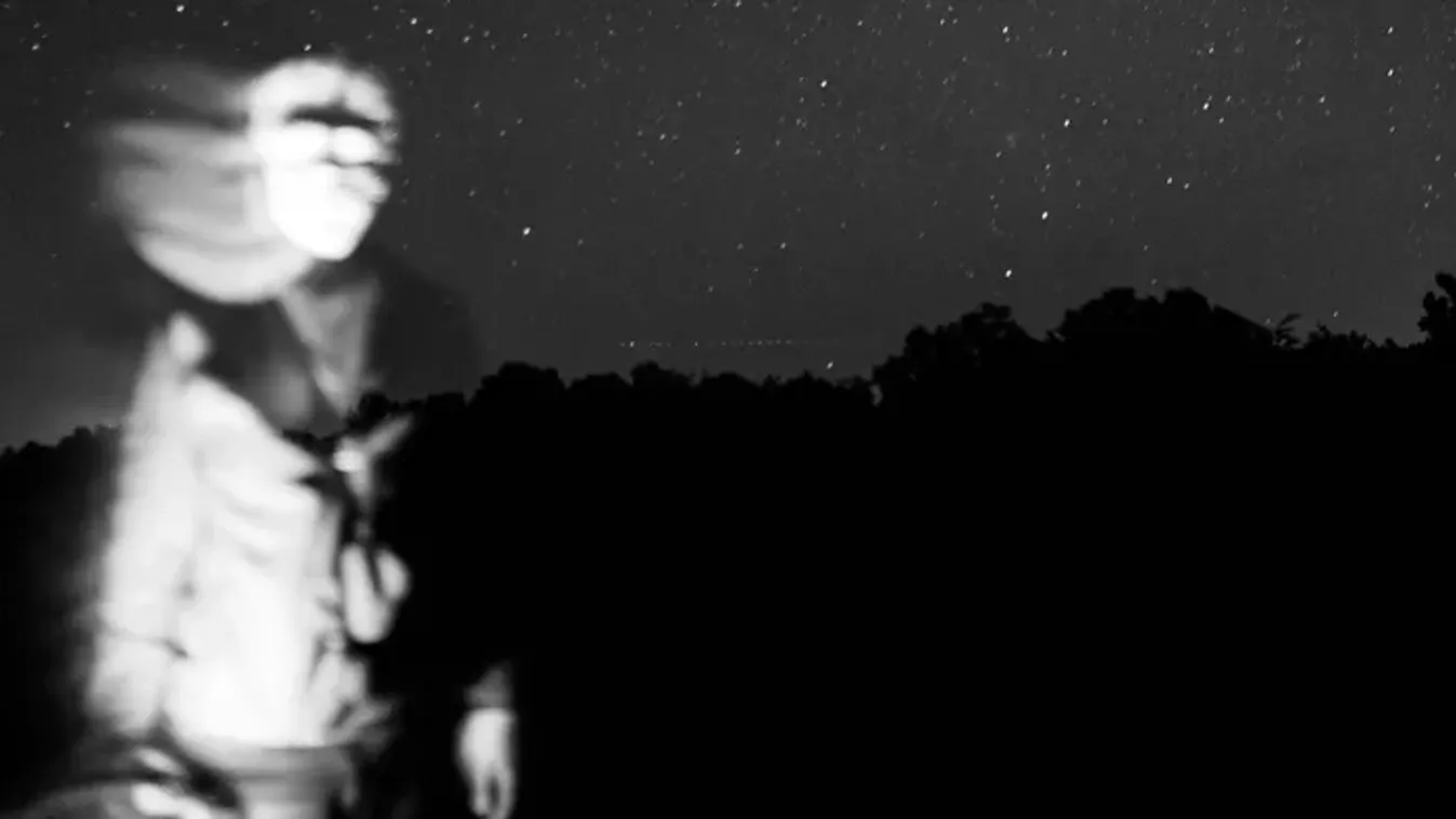 „A halott férjem szelleme kilökte az új barátomat az ágyból”