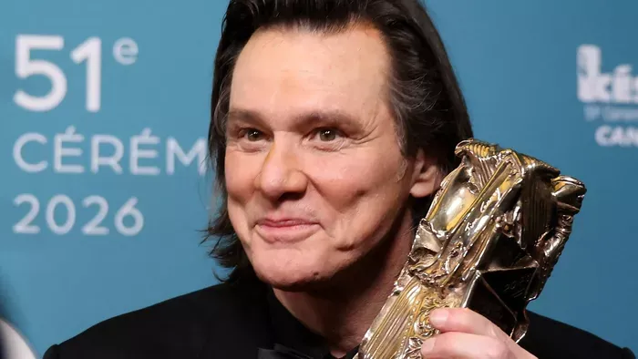 Jim Carrey tagadja, hogy klónozták volna