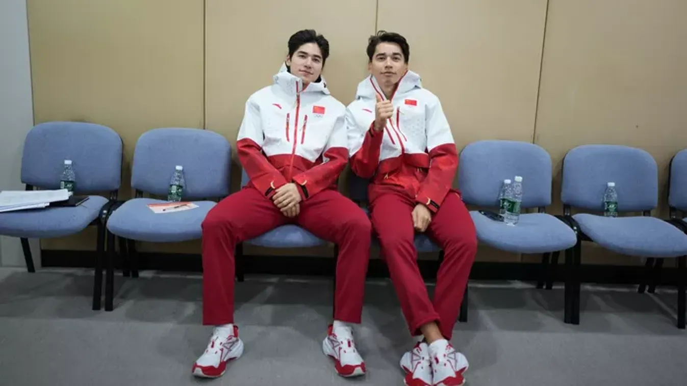 A Liu-testvérek hátat fordítottak a sportnak, váratlan helyen tűntek fel