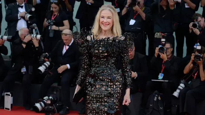 Halála után tarolt Catherine O’Hara