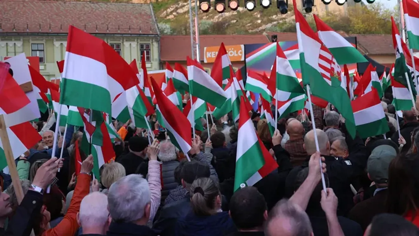 Magyar zászlók az égben: Esztergom határozott üzenetet küldött Brüsszelnek és Ukrajnának