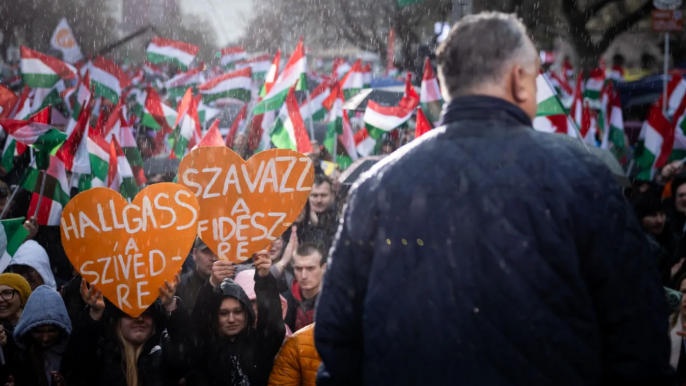 „Körbevesznek jó barátok” – ezzel a hidegrázós videóval üzent Orbán Viktor a Kossuth-díjas rocklegendának