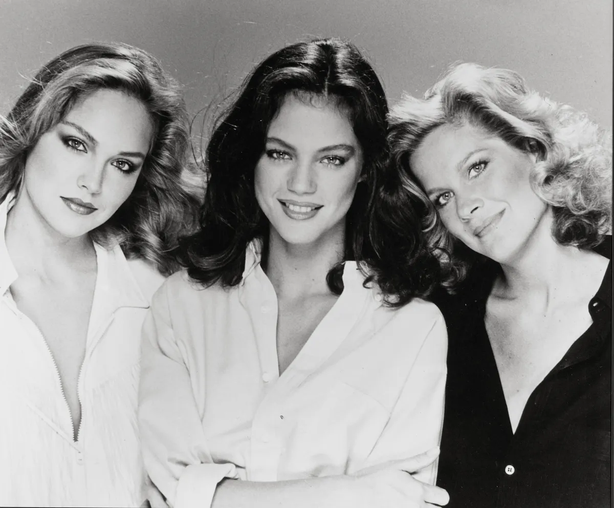 Sharon Stone, Maren Jensen és Susan Buckner a Halálos áldás című filmben.