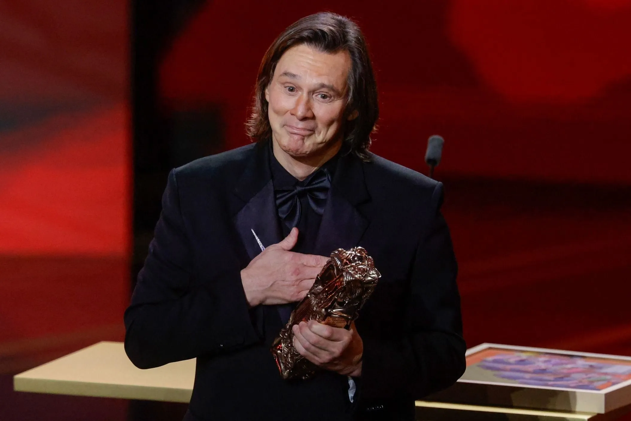 Jim Carrey átalakulásáról vallott a híres plasztikai sebész