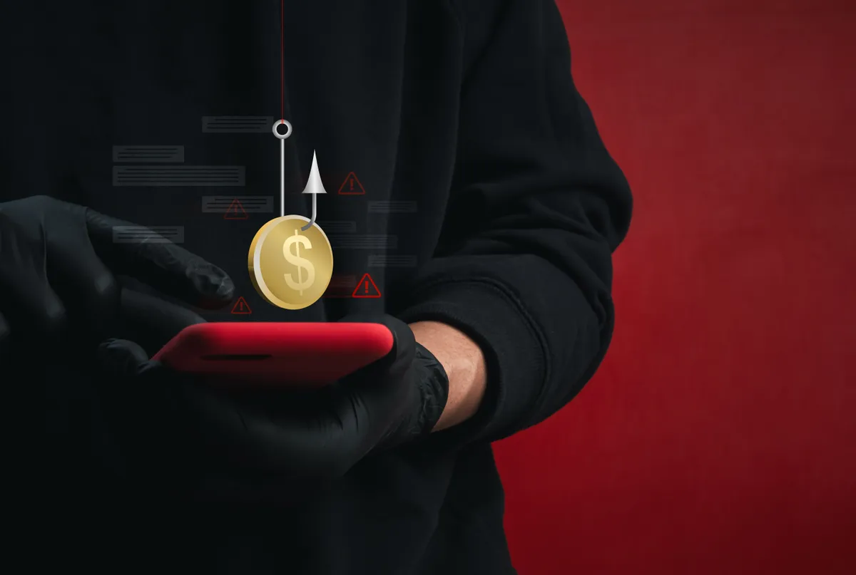 Rendőrségi csalással loptak el több mint tízmillió forintot két áldozattól