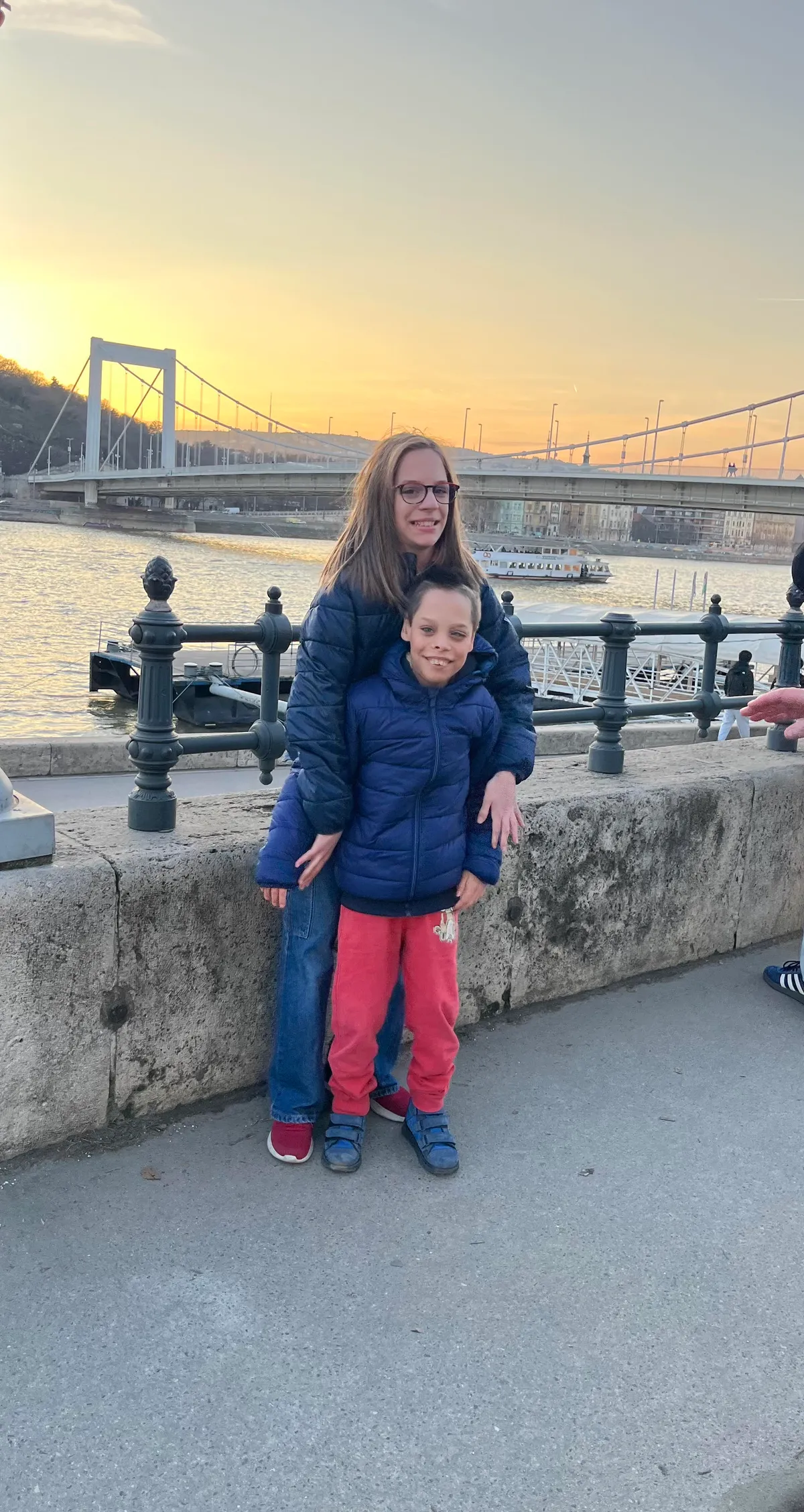 Beteg ikrek és egy édesnya őszinte vallomása