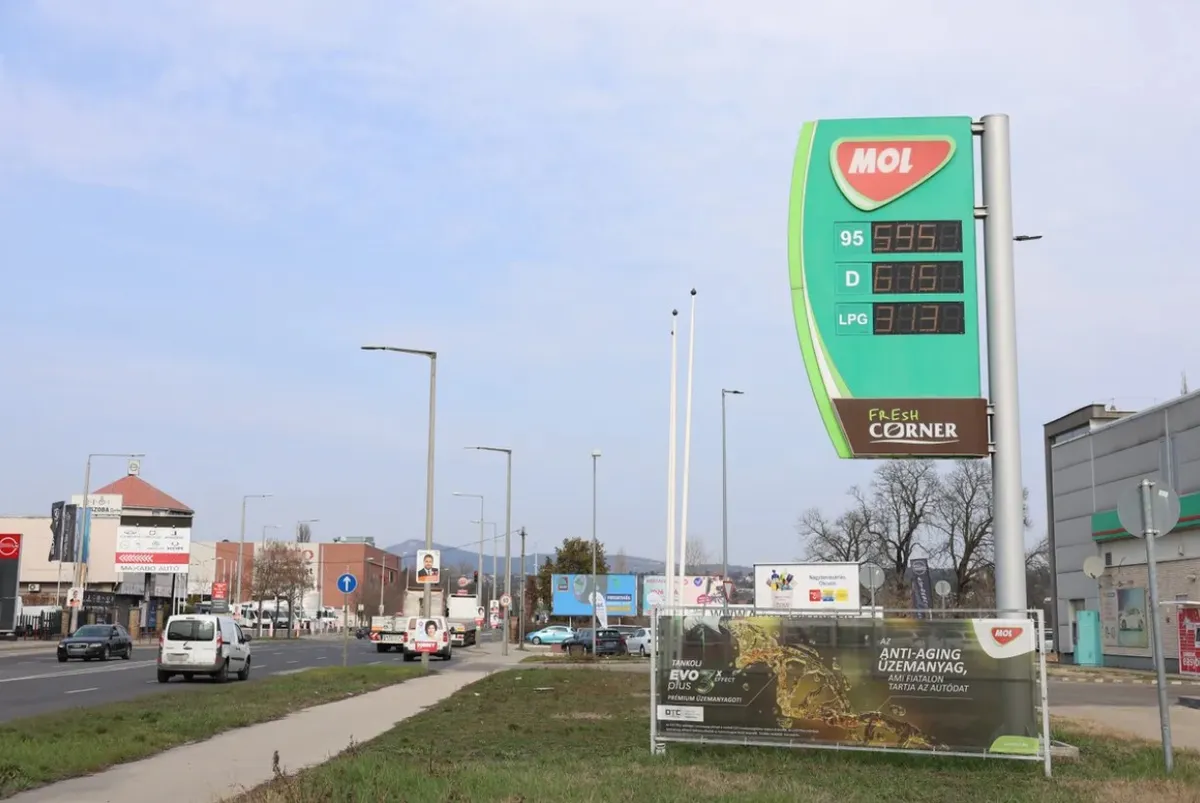 Brutális üzemanyagárak lennének a Tisza energiaellátási terve miatt