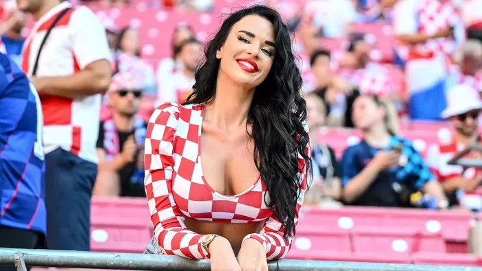 A vb-k legszexibb szurkolónője vadító show-t ígér