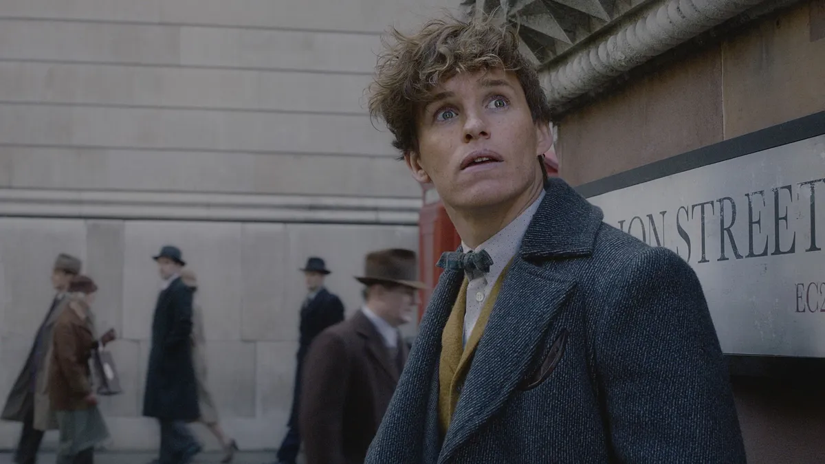 2018 - Fantastic Beasts: The Crimes of Grindelwald - Movie Set