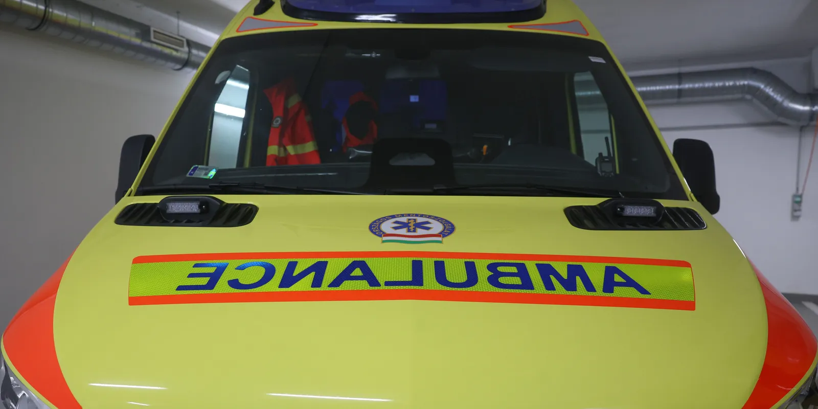 Fotó jött a súlyos buszbalesetről, 10 ember került kórházba