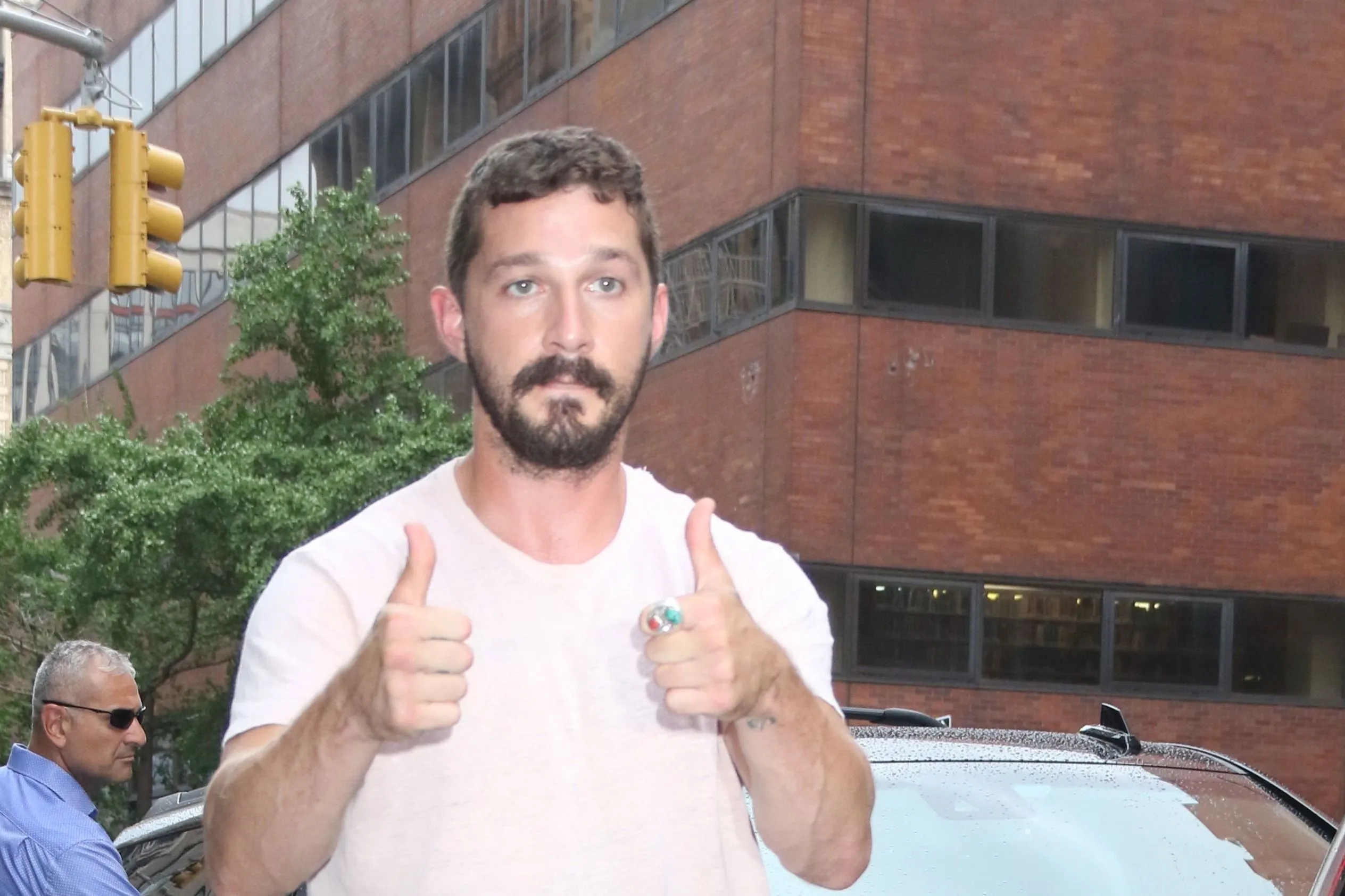 Itt a vége: megint elfogták Shia LaBeoufot