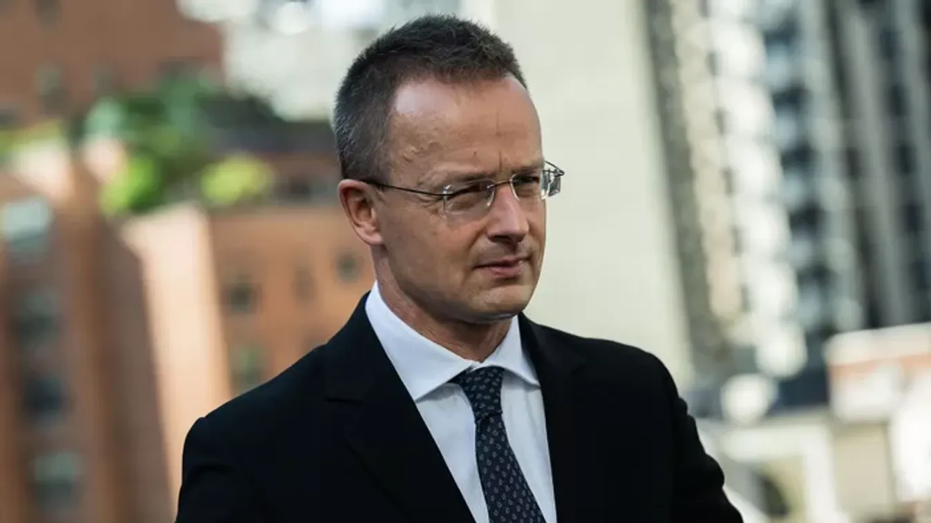 Szijjártó Péter bejelentette: már úton vannak hazafelé a magyar hadifoglyokkal